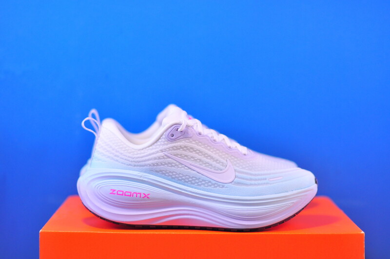 Кросівки Nike Vomero Plus IM6682-159 - Зображення 3