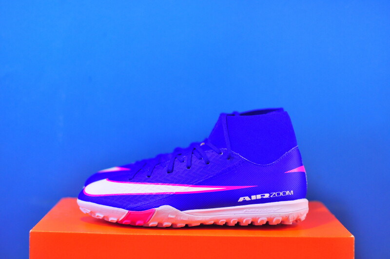 Сороканіжки Nike Zoom Superfly 10 Academy TF FQ8331-446