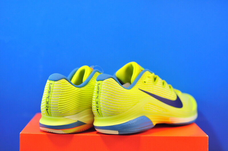 Тенісні кросівки Nike Zoom Vapor 12 Premium HC HF7827-300 - Зображення 2