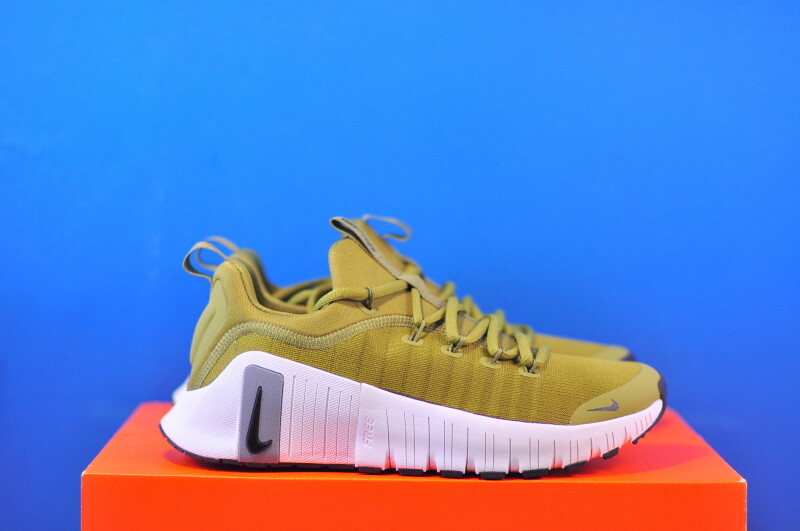 Кросівки Nike Free Metcon 6 Olive FJ7127-300 - Зображення 3