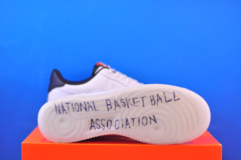 Кросівки Nike Air Force 1 07 NBA White IQ0293-030 - Зображення 4