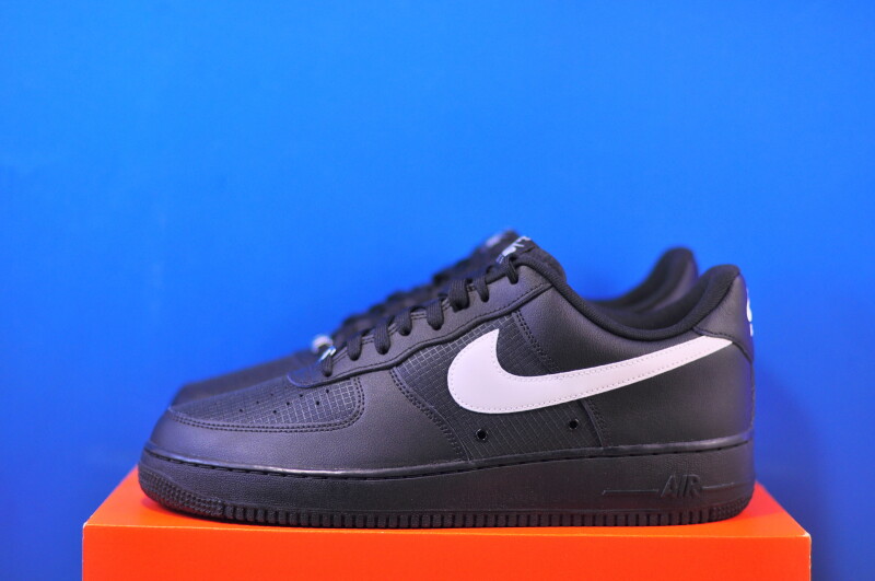 Кросівки Nike Air Force 1 07 Lv8 IR0952-001