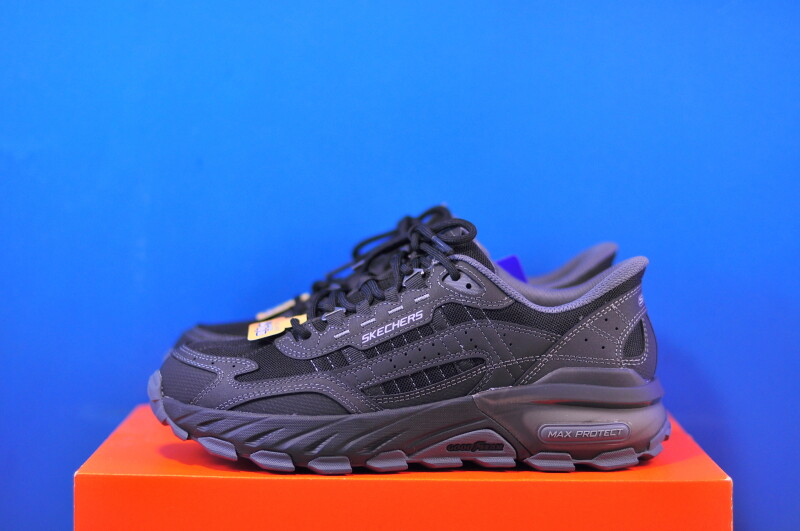 Кросівки Skechers Max Protect 237966/BBK