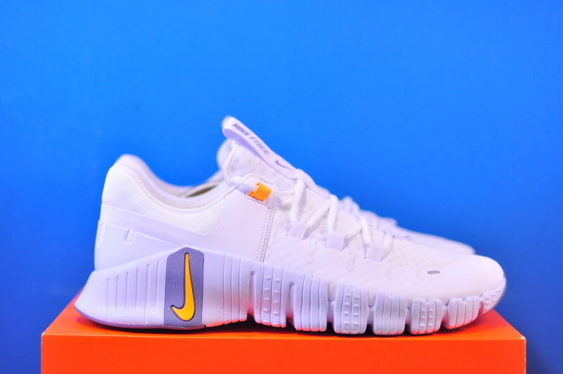 Кросівки Nike Free Metcon 5 White DV3949-102 - Зображення 3