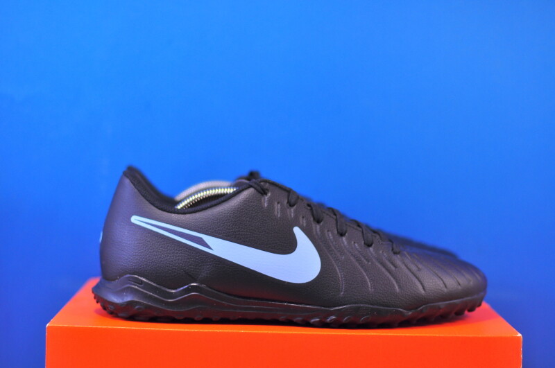 Сороканіжки Nike Tiempo Legend 10 Club TF DV4345-003 - Зображення 3