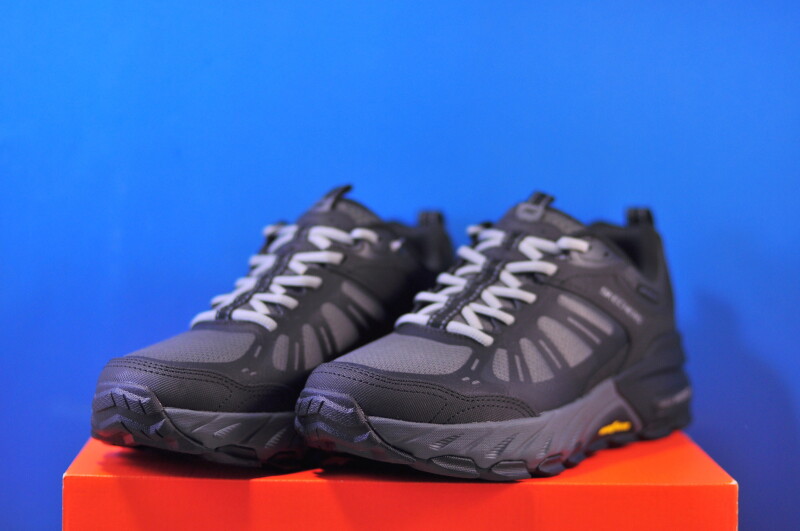 Кросівки Skechers Max Protect 237678/BKCC - Зображення 1