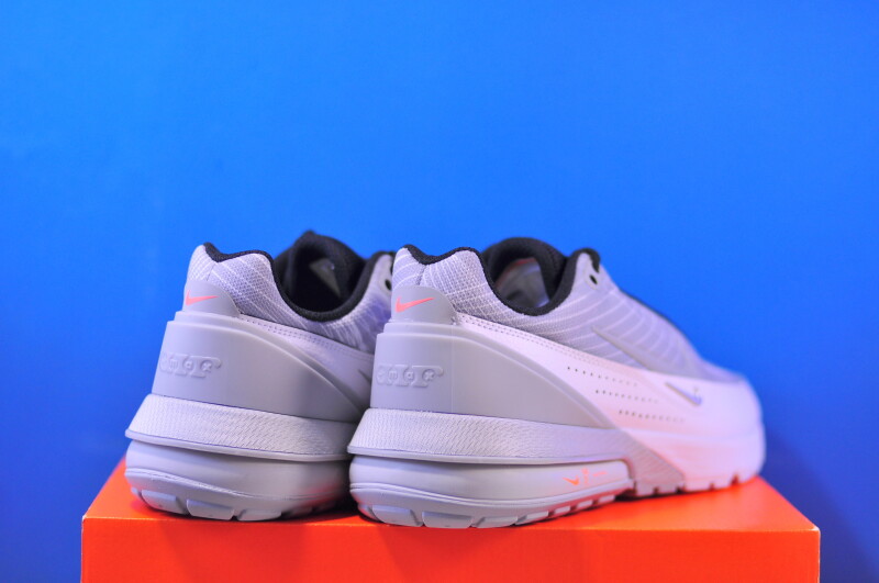 Кросівки Nike Air Max Pulse X Marcus Rashford Light Blue FV0390-100 - Зображення 2
