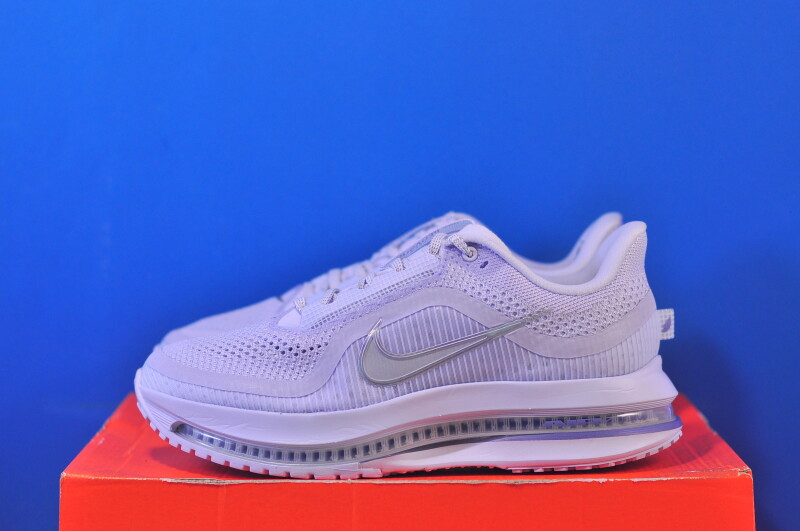 Кросівки Nike Air Zoom Pegasus Premium HQ2593-006
