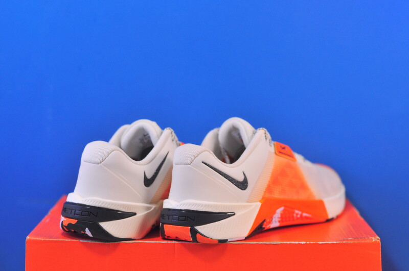 Кросівки Nike Metcon 10 HQ2620-002 - Зображення 1