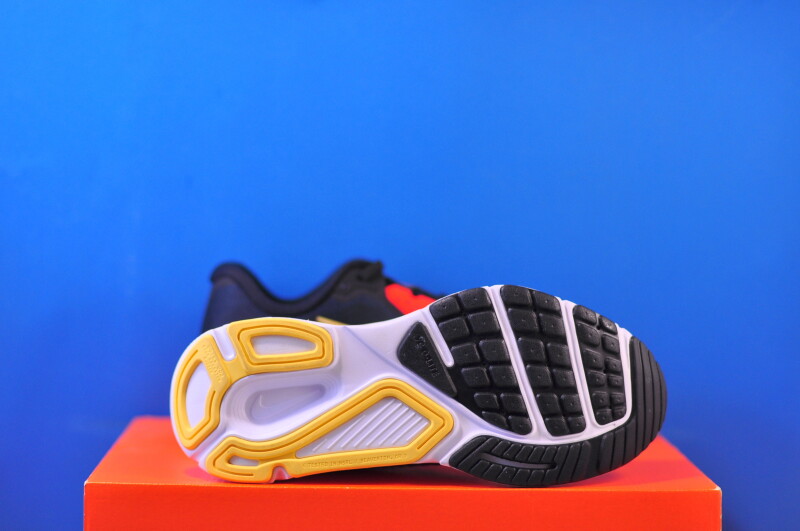 Кросівки Nike Structure Plus Grey HQ3048-003 - Зображення 4