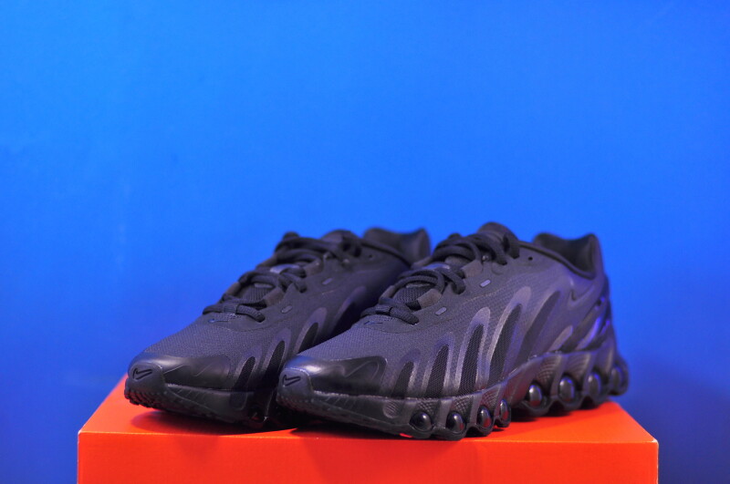 Кросівки Nike Air Max Dn8 Black IM0568-001 - Зображення 1