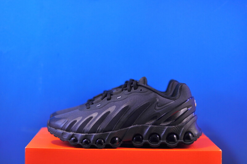 Кросівки Nike Air Max Dn8 Black IM0568-001