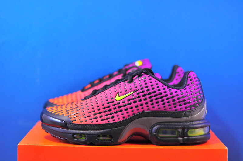 Кросівки Nike Air Max Plus Vii Multi HQ2197-800