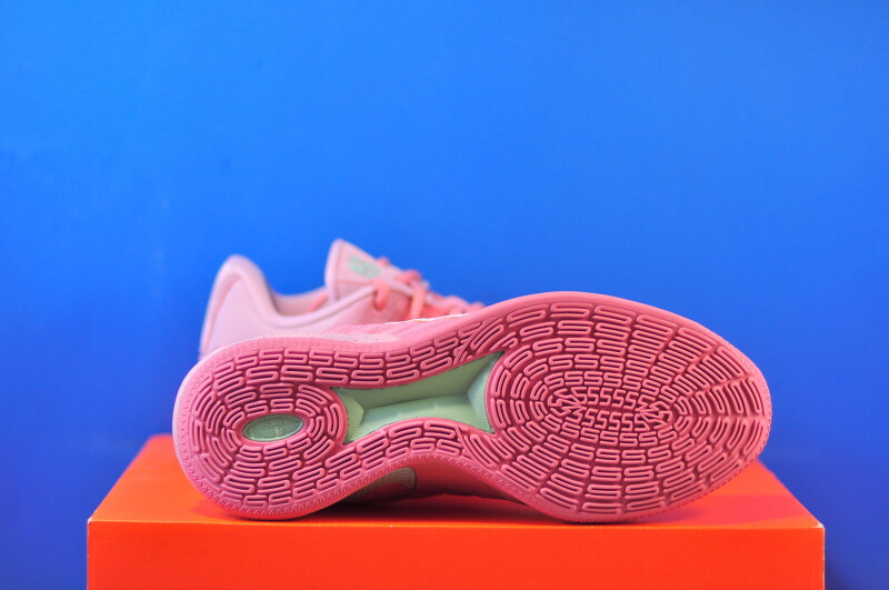 Кросівки Nike Sabrina 3 Beige/Pink HF2881-600 - Зображення 4