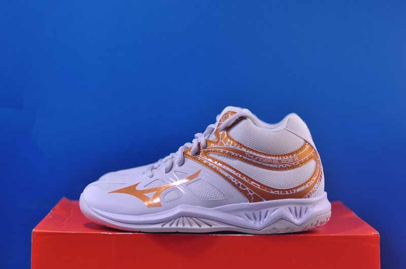 Кросівки Mizuno Thunder Blade 2 V1GC197552