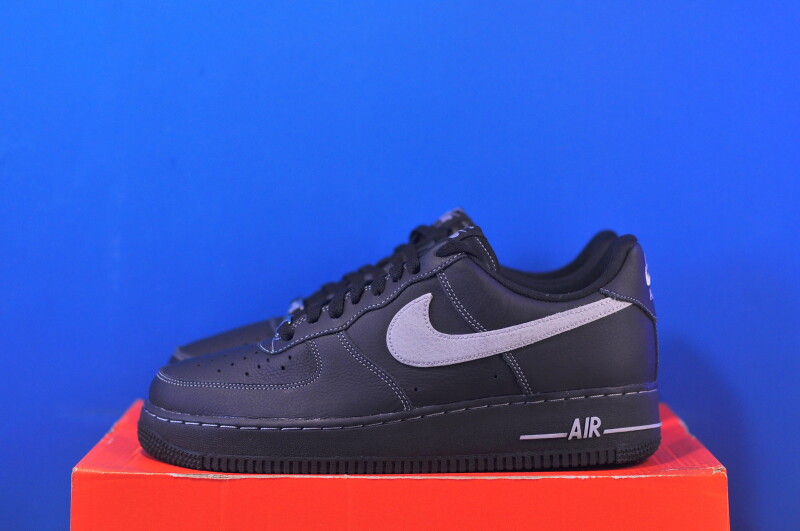 Кросівки Nike Air Force 1 07 LV8 HQ2037-006