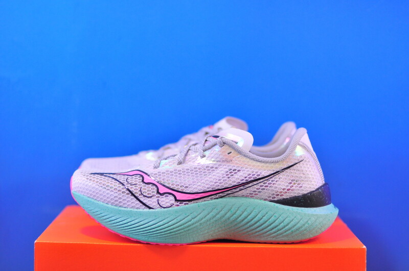 Кросівки Saucony Endorphin Pro 3 White S10755-25
