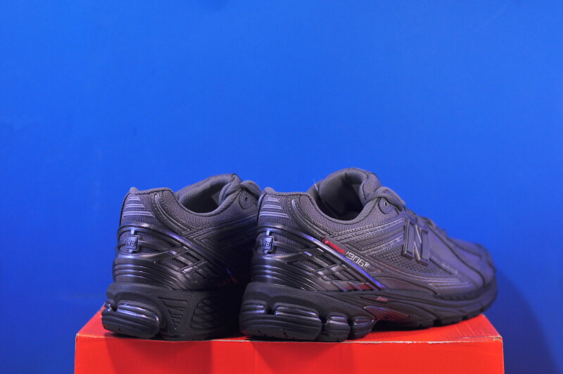 Кросівки New Balance 1906R Primaloft U1906ROF - Зображення 2