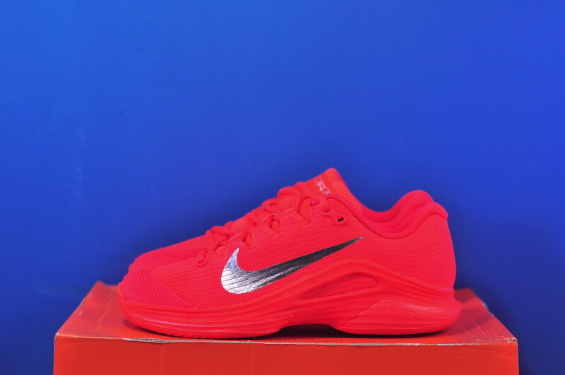 Кросівки Nike Vapor 12 Premium Hard Court Tennis HQ2595-600