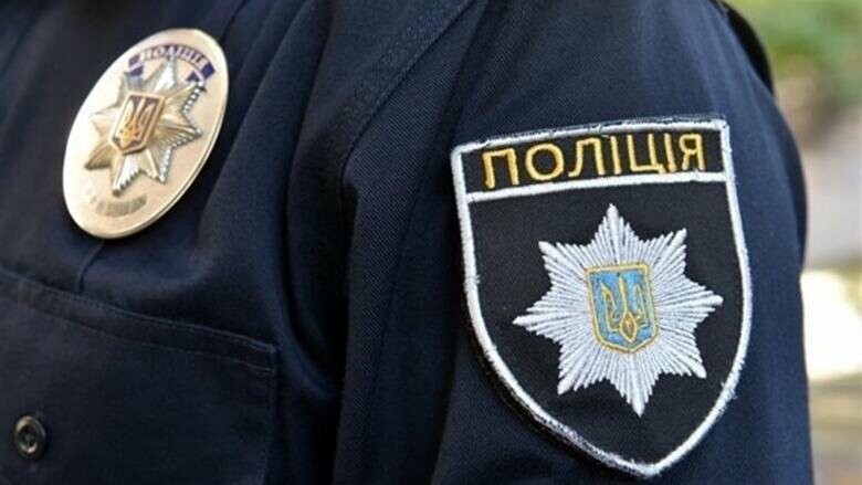 У Тернополі злодійка спокусилася на жіночу курточку в магазині