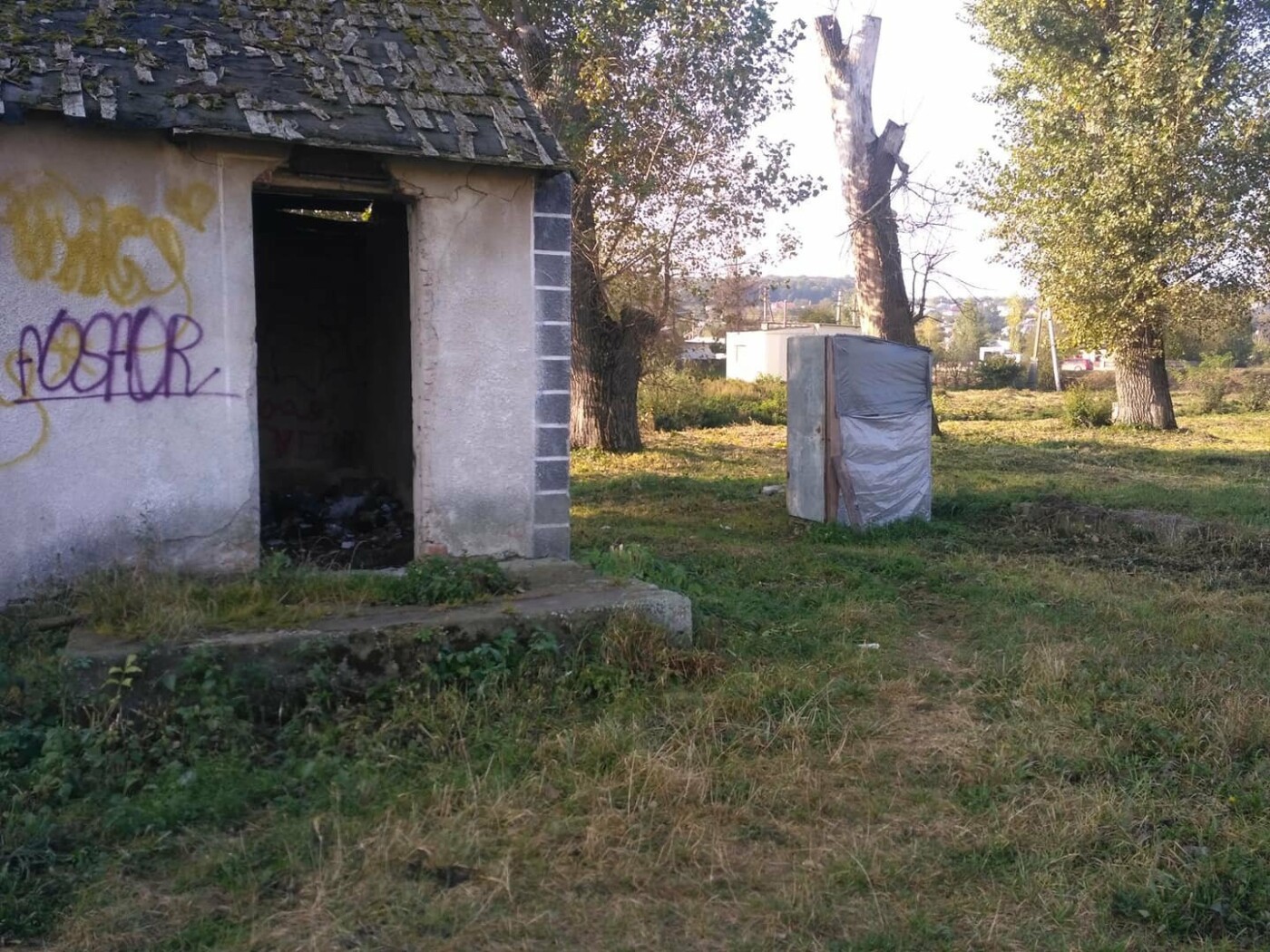 На Тернопільщині у парку збудували вбиральню «НОУ ХАО» (ФОТО), фото-3 На Тернопільщині у парку збудували вбиральню «НОУ ХАО» (ФОТО), фото-3