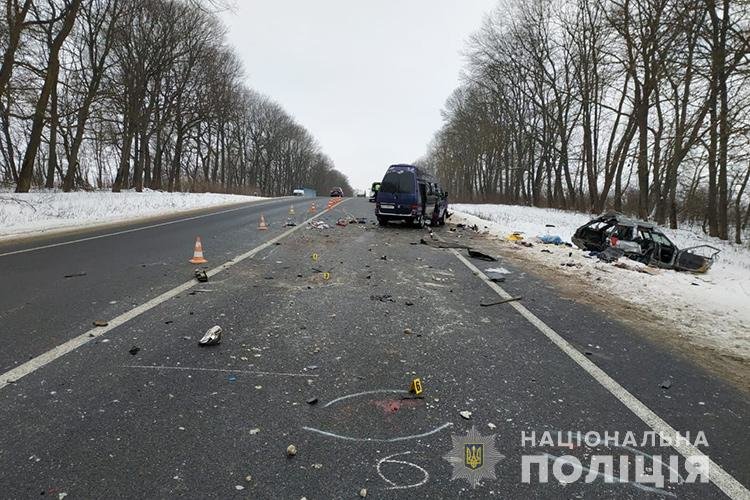 Внаслідок ДТП на Тернопільщині четверо людей потрапили до л..., фото-3 Внаслідок ДТП на Тернопільщині четверо людей потрапили до лікарні (фото), фото-3