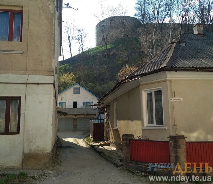 Кіт на осонні, замок принцеси і сліди Йеті: один день у кн..., фото-5 Кіт на осонні, замок принцеси і сліди Йеті: один день у княжому місті на Тернопільщині (ФОТО), фото-5