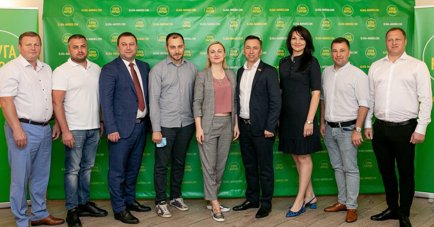 На Тернопільщині представили керівника обласного осередку п..., фото-1 На Тернопільщині представили керівника обласного осередку партії «Слуга Народу», фото-1