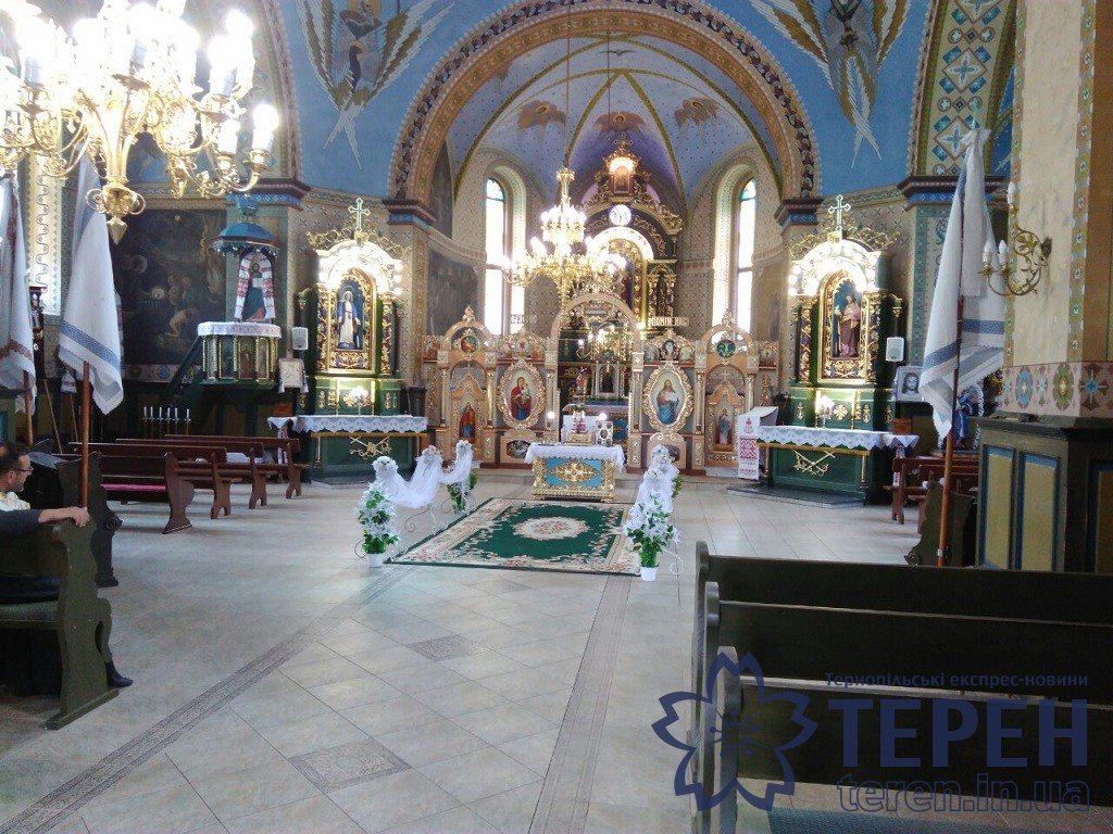 В селі на Тернопільщині громада власними силами відремонту..., фото-11 В селі на Тернопільщині громада власними силами відремонтувала понад столітню церкву (ФОТОРЕПОРТАЖ), фото-11