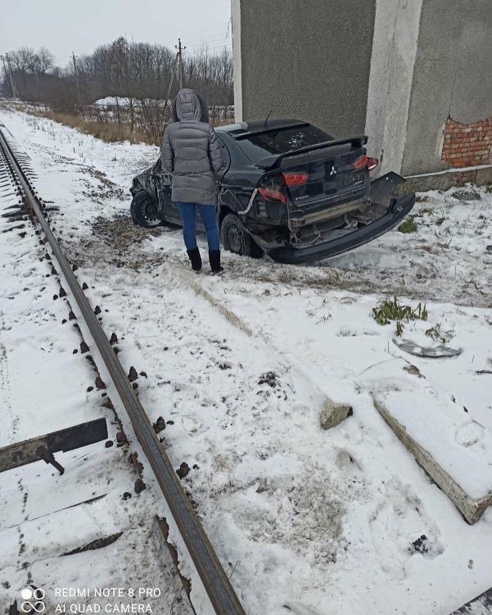 "Потрощений автомобіль за кілька метрів від залізниці": небезпечна ДТП сталася на Тернопільщині (ФОТО), фото-3