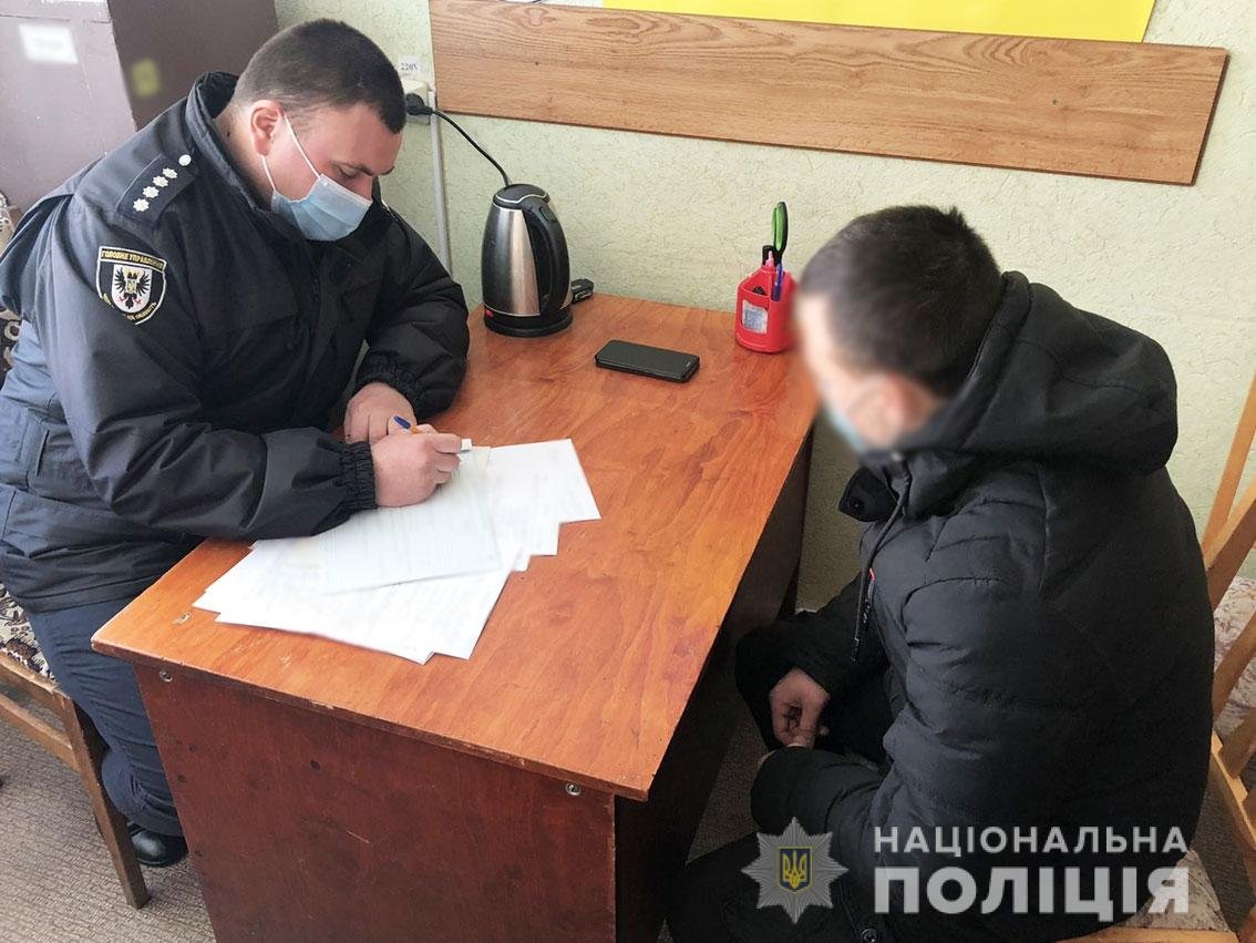 Напоїв 12-річну школярку до нестями: дитина потрапила до реанімації