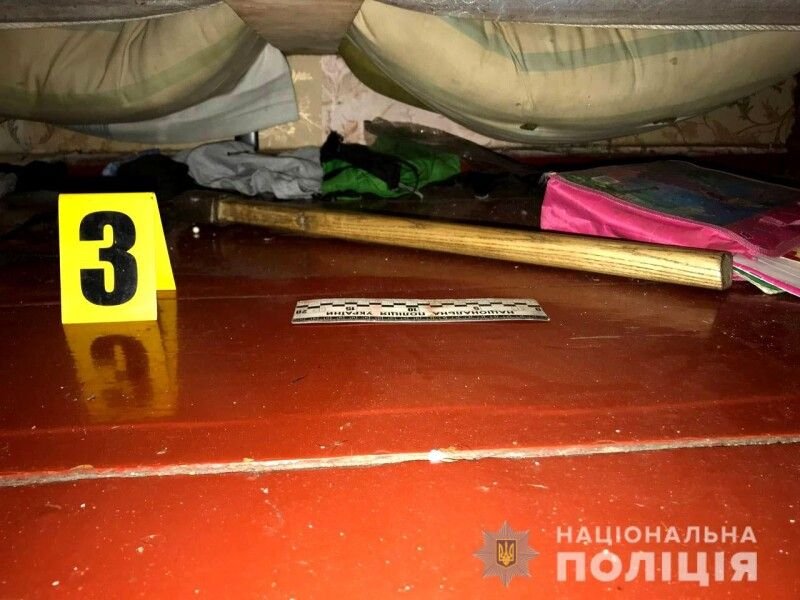 17-річний хлопець зарубав листоношу через гроші (ФОТО 18+), фото-3 17-річний хлопець зарубав листоношу через гроші (ФОТО 18+), фото-3