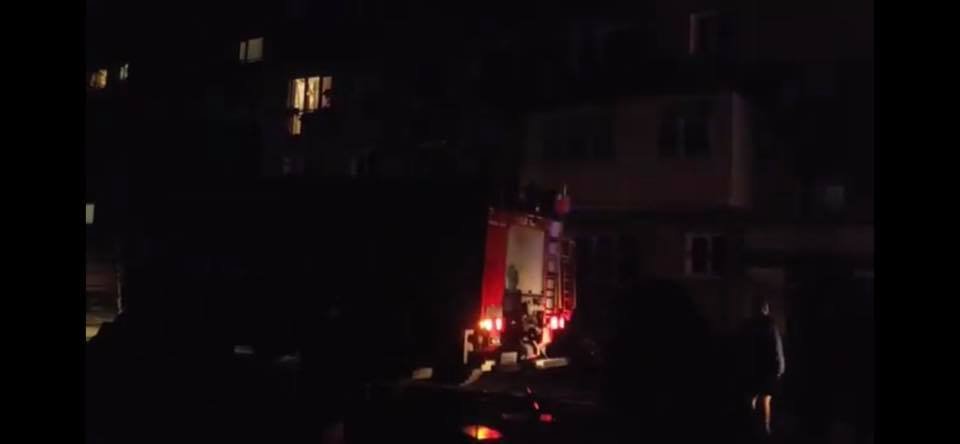 Людей евакуйовували через вікна за допомогою автодрабини: у Тернополі горіла багатоповерхіка (ФОТО), фото-2