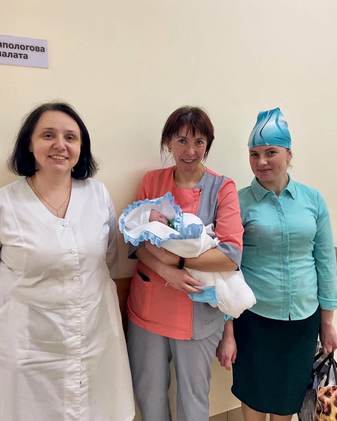 "Крихітний, кволий, але борець": у Тернополі народився хлопчик, вагою 1150 грамів (ФОТО), фото-1