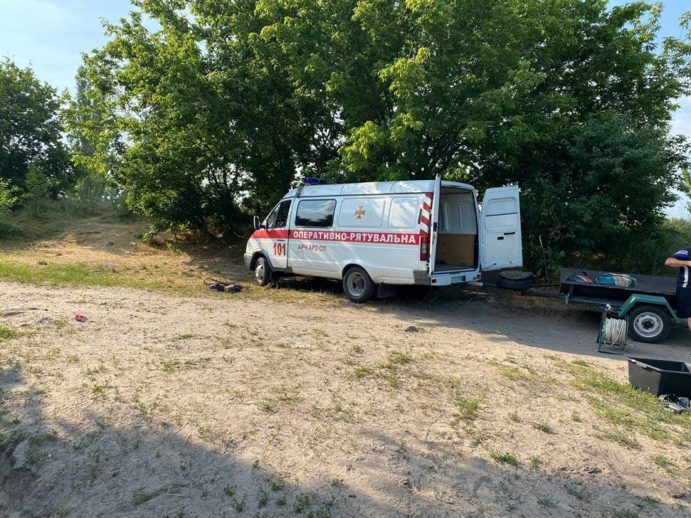 Дитину, яку розшукували сотні волонтерів і поліція, знайшли мертвою (ФОТО), фото-11