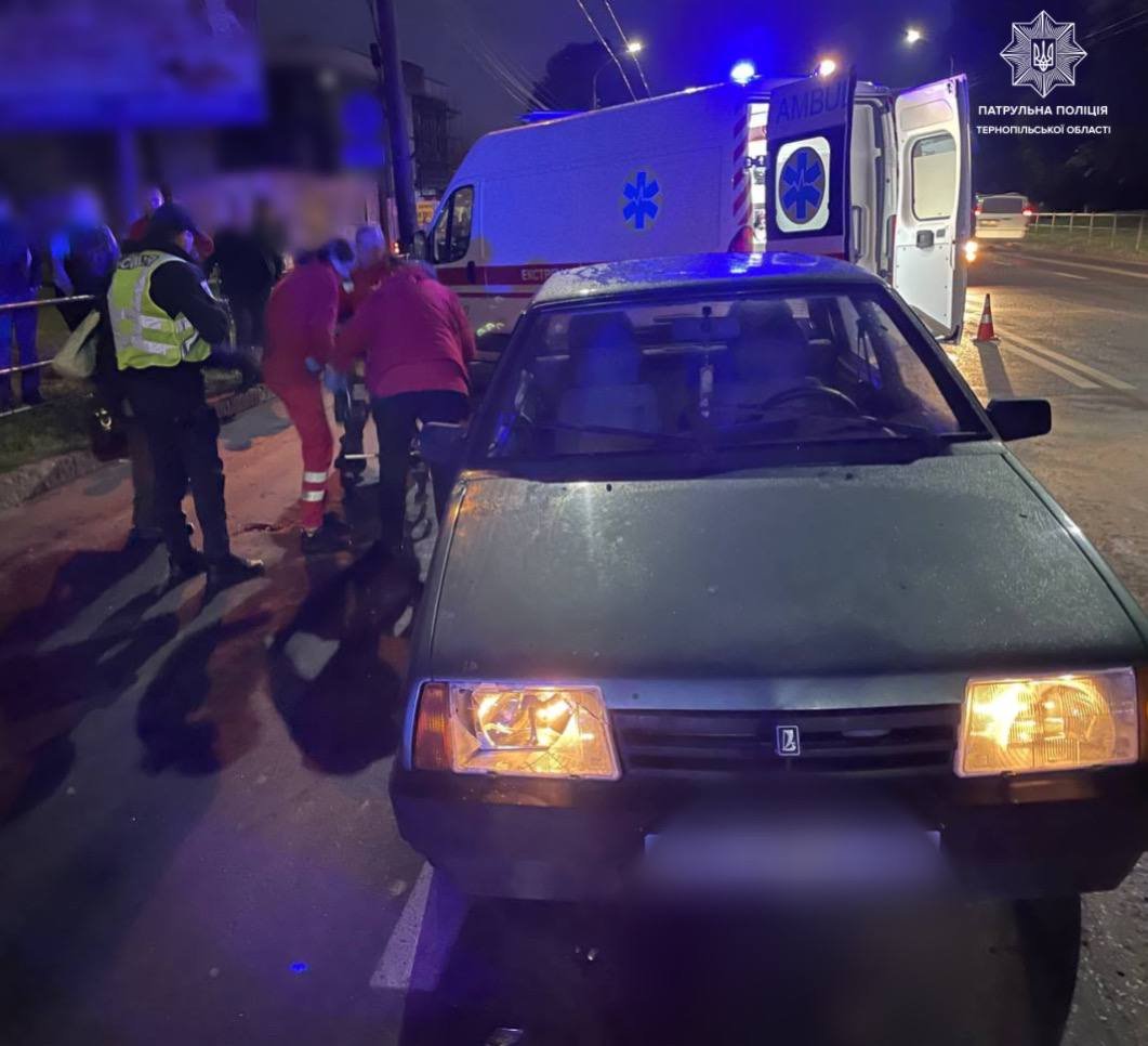 "Страшна ДТП у Тернополі": на вулиці 15-го Квітня двоє людей потрапило під колеса машини