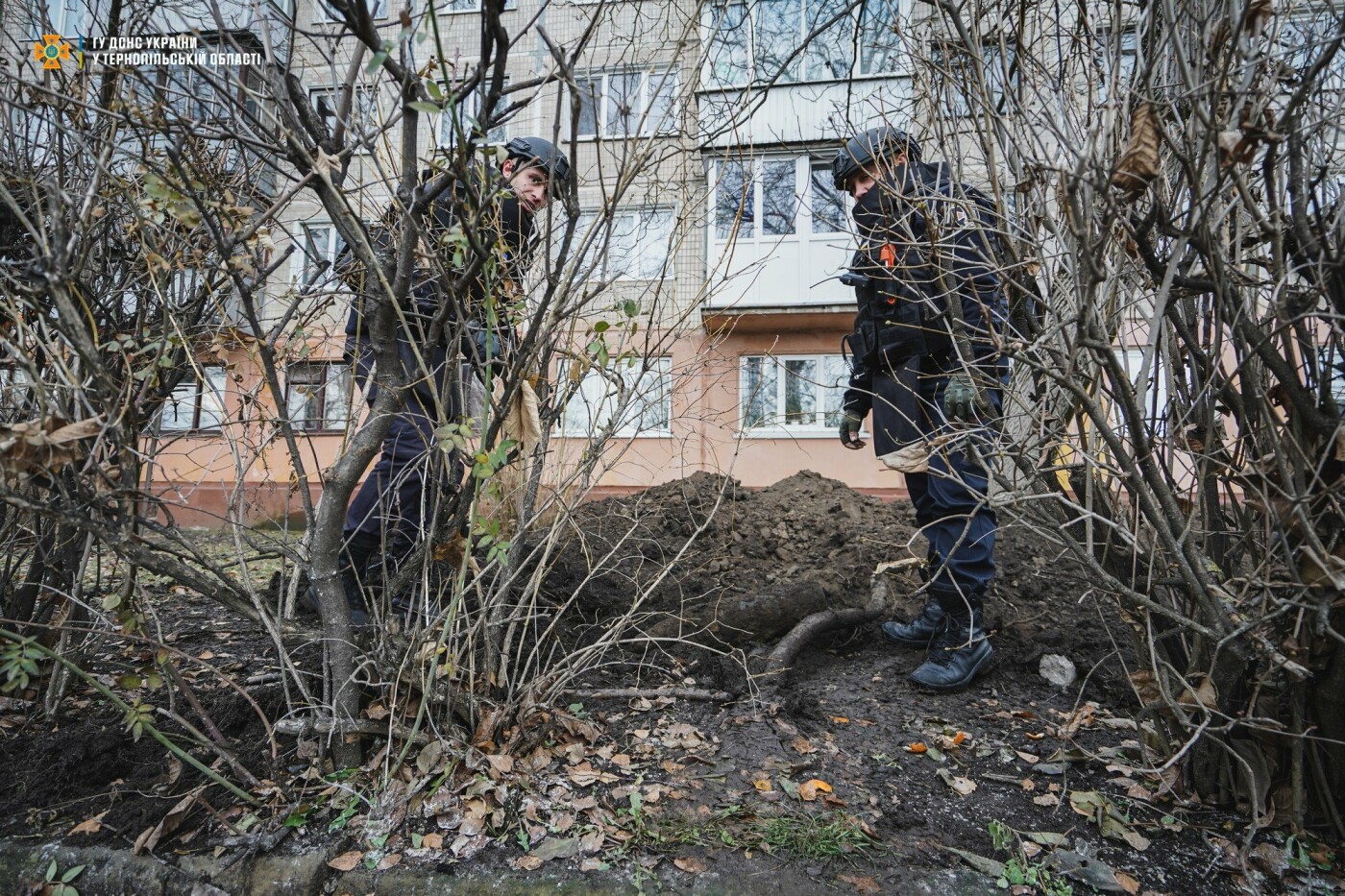 У Тернополі під вікнами багатоповерхівки виявили артснаряд