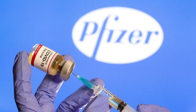 Україна очікує отримати в травні майже мільйон доз вакцини Pfizer,... Україна очікує отримати в травні майже мільйон доз вакцини Pfizer, – Степанов, Дмитро Бондаренко