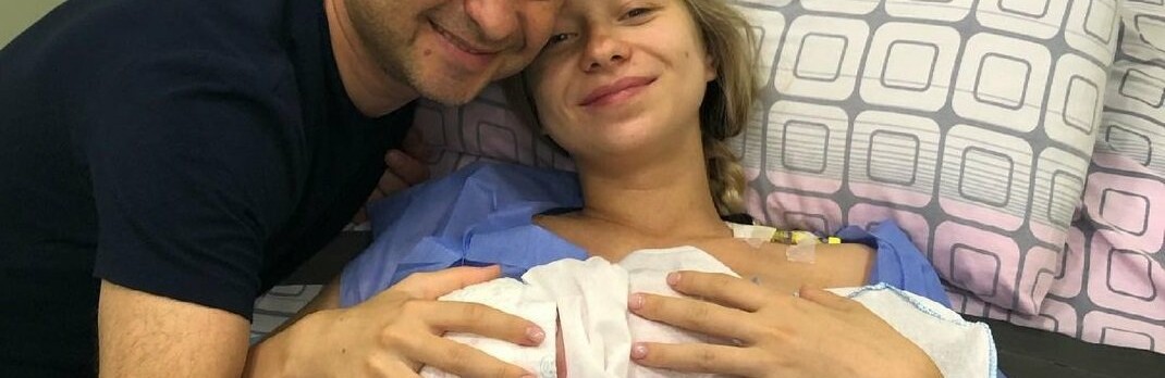 Дружина Віктора Павліка показала, що їй подарував співак за народження сина