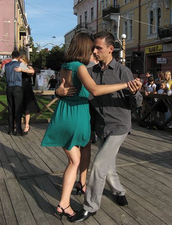 Tango2012090101