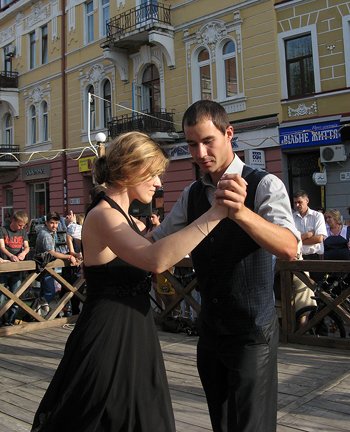 Tango2012090103