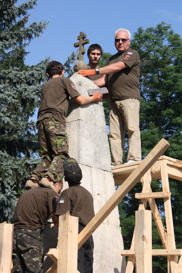 obelisk1